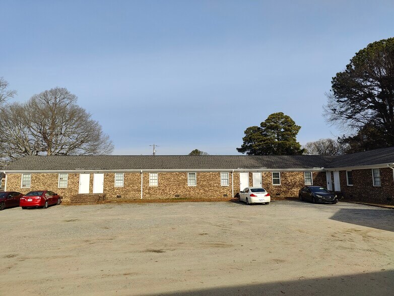 More Photos Of 520 Keen St, Rocky Mount Multifamily For Sale