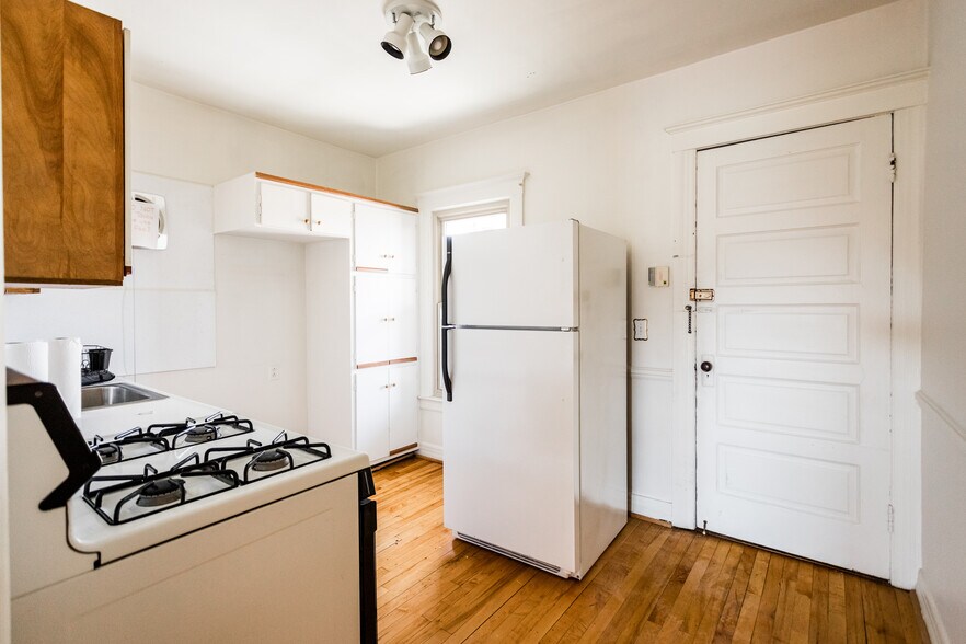 More Photos Of 5045 Trumbull St, Detroit Apartments For Sale