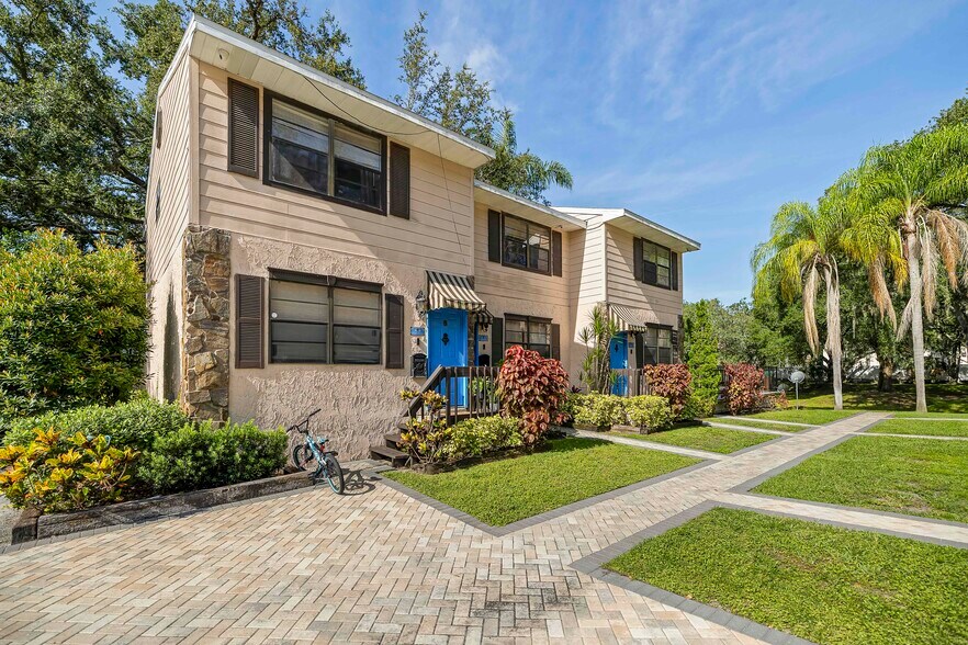 More Photos Of 12216 N 59th St, Tampa Apartments For Sale