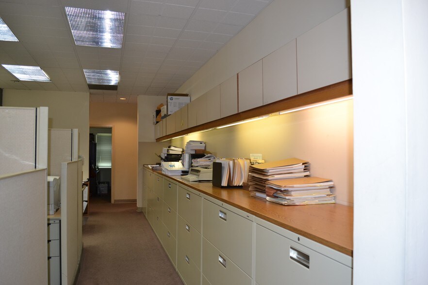 More Photos Of 2007 W Hedding St, San Jose Office For Lease