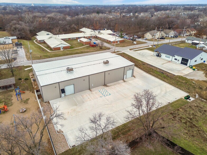 More Photos Of 6807 Sobbie Rd, Pleasant Valley Industrial For Sale