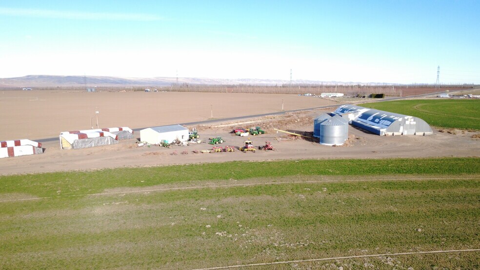 More Photos Of SWC Road 27 SW & Road P SW Rd @ Road P SW, Mattawa Land For Sale