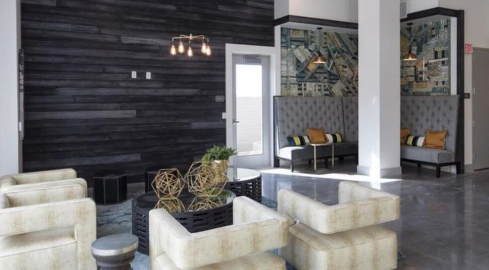 More Photos Of 100 N Market St, Wichita Office For Lease