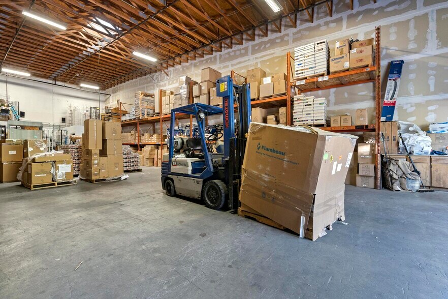 More Photos Of 110 Spring Hill Dr, Grass Valley Manufacturing For Lease