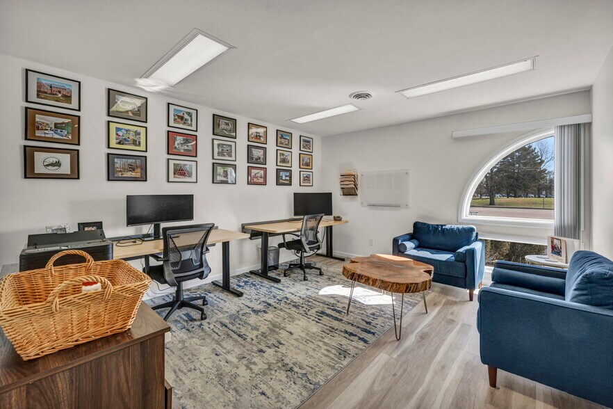 More Photos Of 1824 E Broad St, Columbus Office Residential For Lease