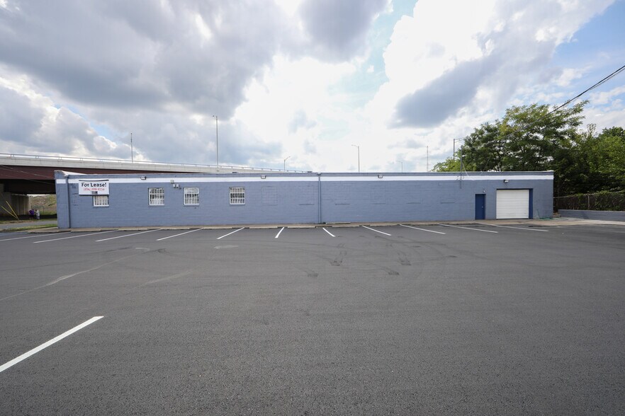 More Photos Of 717 Creek Rd, Bellmawr Manufacturing For Lease