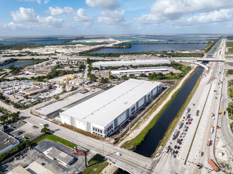 More Photos Of 10900 NW 128th Street, Medley Warehouse For Lease