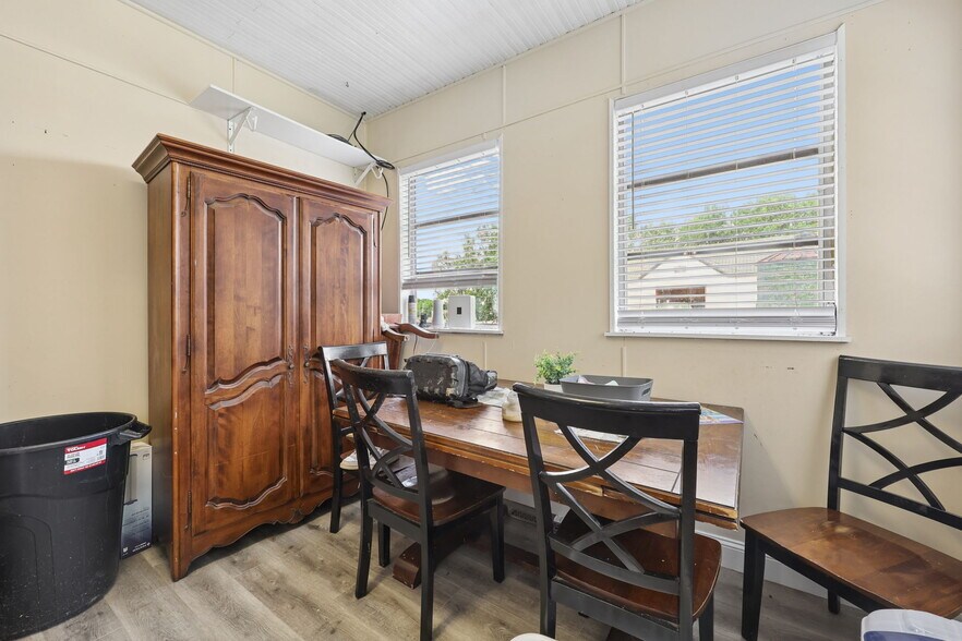 More Photos Of 1520 Island Rd, Circleville Multifamily For Sale