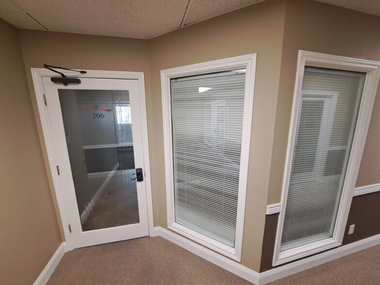 More Photos Of 2760 N Academy Blvd, Colorado Springs Loft Creative Space For Lease