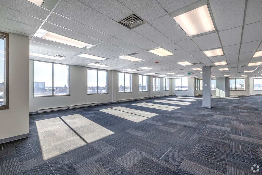 More Photos Of 1730 St Laurent Blvd, Ottawa Medical For Lease