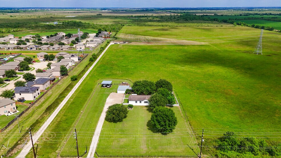 More Photos Of 16070 Warren Ranch Rd, Hockley Land For Sale