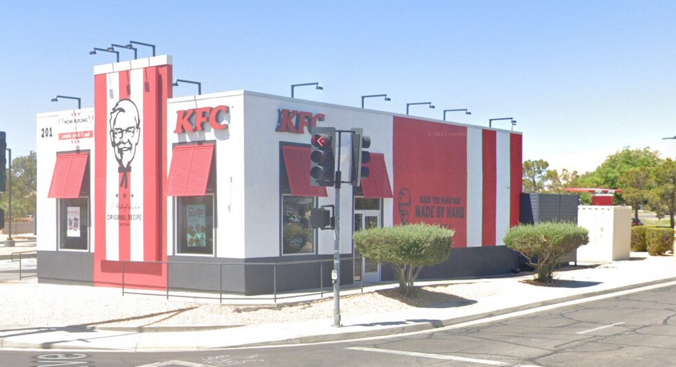 More Photos Of 201 S China Lake Blvd, Ridgecrest Fast Food For Sale