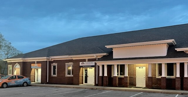 More Photos Of 11079-11099 Village Square Ln, Fishers Office For Lease