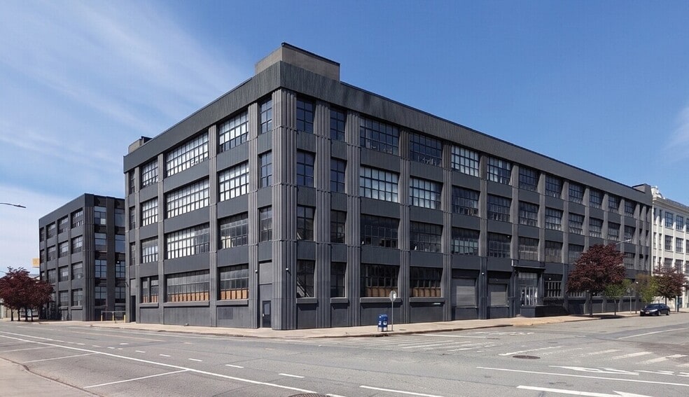 More Photos Of 47-32 Austell Pl, Long Island City Warehouse For Lease