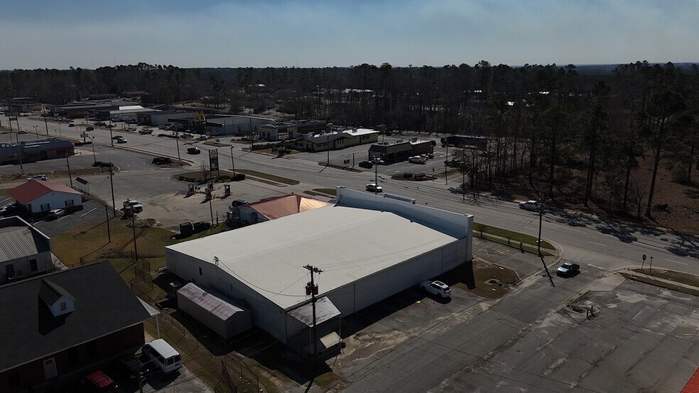 More Photos Of 435 S Main St, Swainsboro Freestanding For Sale
