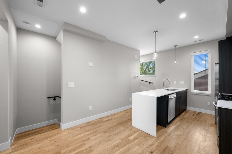 More Photos Of 5151 W 10th Ave, Denver Apartments For Sale