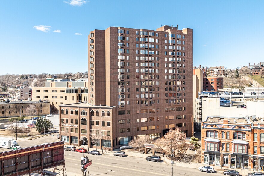 More Photos Of 360 Sherman St, Saint Paul Medical For Lease