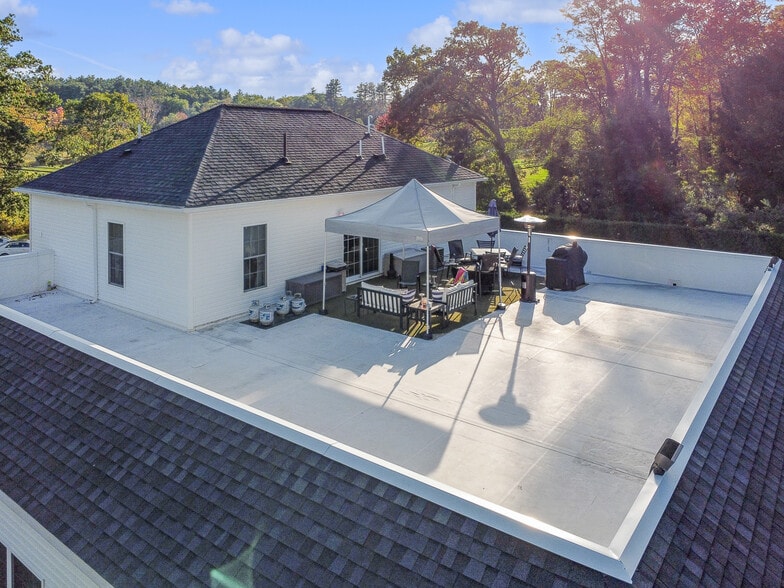 More Photos Of 1400 Broadway Rd, Dracut Flex For Sale