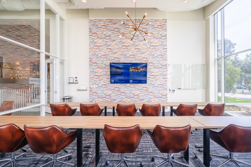 More Photos Of 6301 Gaston Ave, Dallas Coworking Space