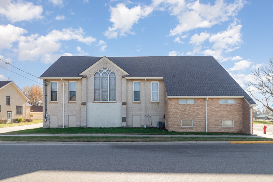 More Photos Of 405 Broadway Ave S, Cokato Religious Facility For Sale