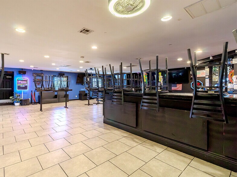 More Photos Of 12131 14th St, Yucaipa Restaurant For Lease