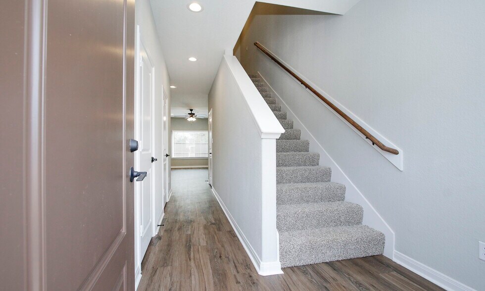 More Photos Of 14010 Longstreet rd, Willis Apartments For Sale