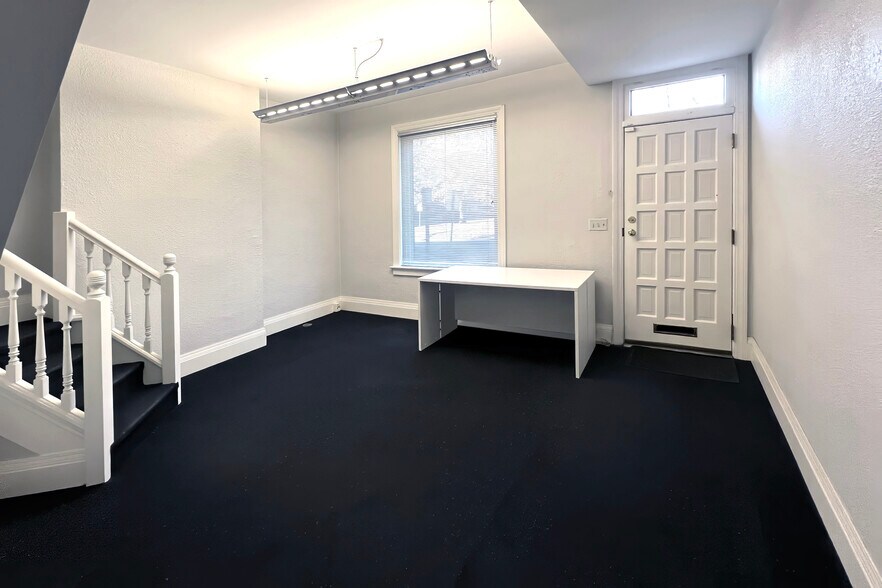 More Photos Of 818 E 19th Ave, Denver Office For Sale