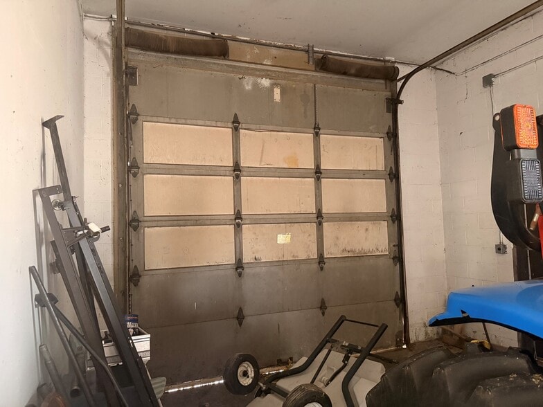 More Photos Of 50 Hojack Park, Rochester Warehouse For Sale