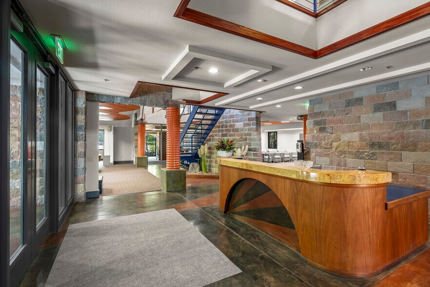 More Photos Of 6160 Plumas St, Reno Office For Lease