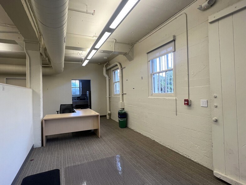 More Photos Of 222 Halleck St, San Francisco Office For Lease