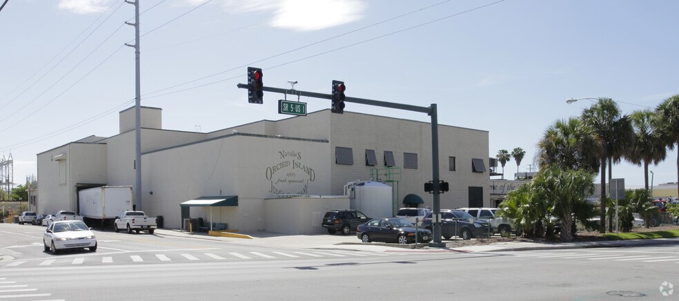 Primary Photo Of 325 N US HWY 1, Fort Pierce Industrial For Sale