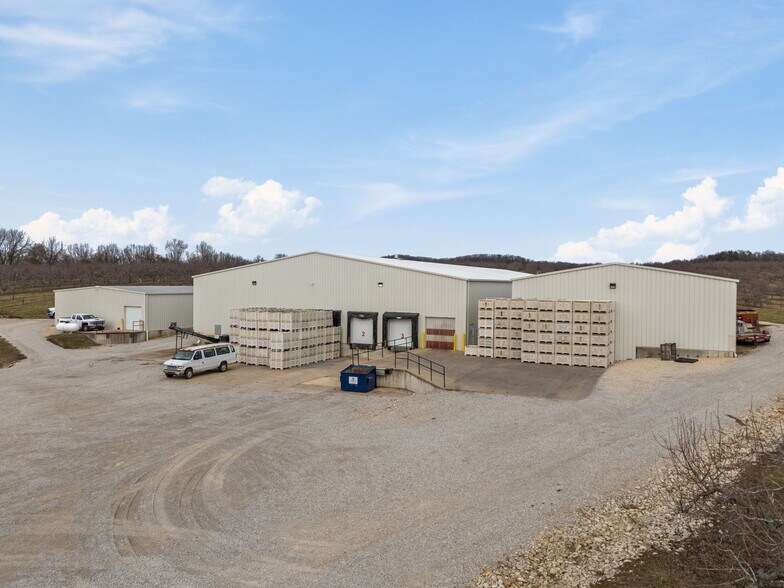 More Photos Of 15972 State Highway 47, Marthasville Specialty For Sale