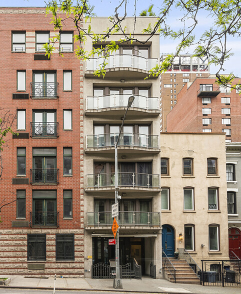 Primary Photo Of 345 E 62nd St, New York Apartments For Sale