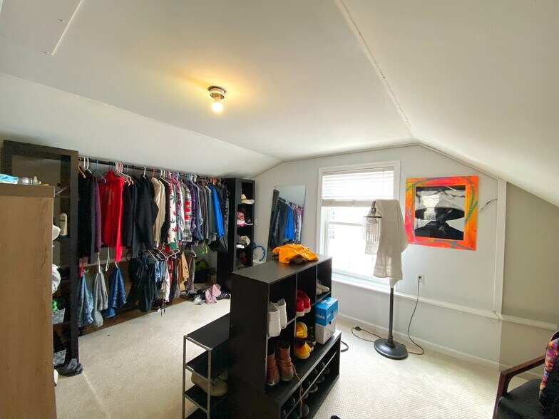 More Photos Of 22 Leonard St, Norwalk Storefront Retail Office For Sale