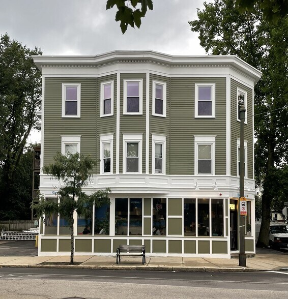 More Photos Of 96 Franklin St, Brookline Storefront Retail Residential For Sale