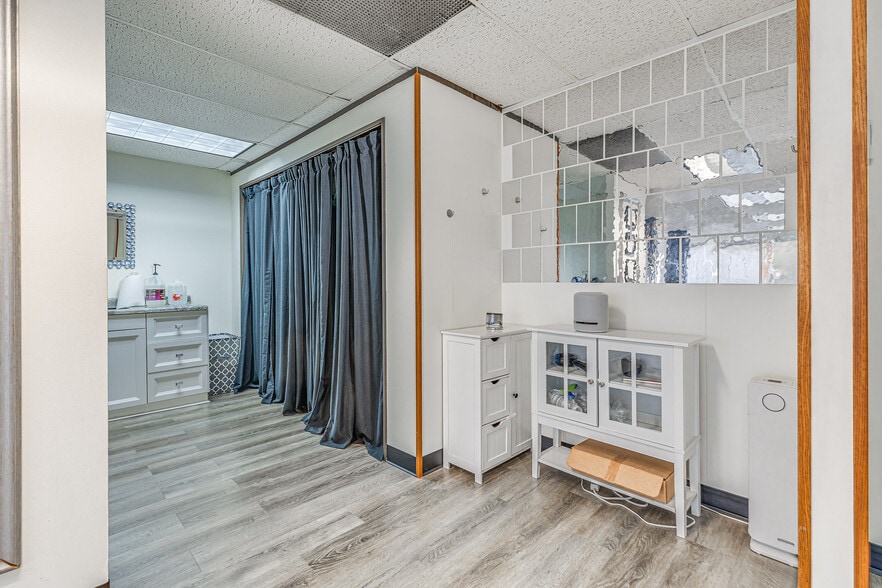 More Photos Of 831 Michigan Ave, Sheboygan Skilled Nursing Facility For Sale