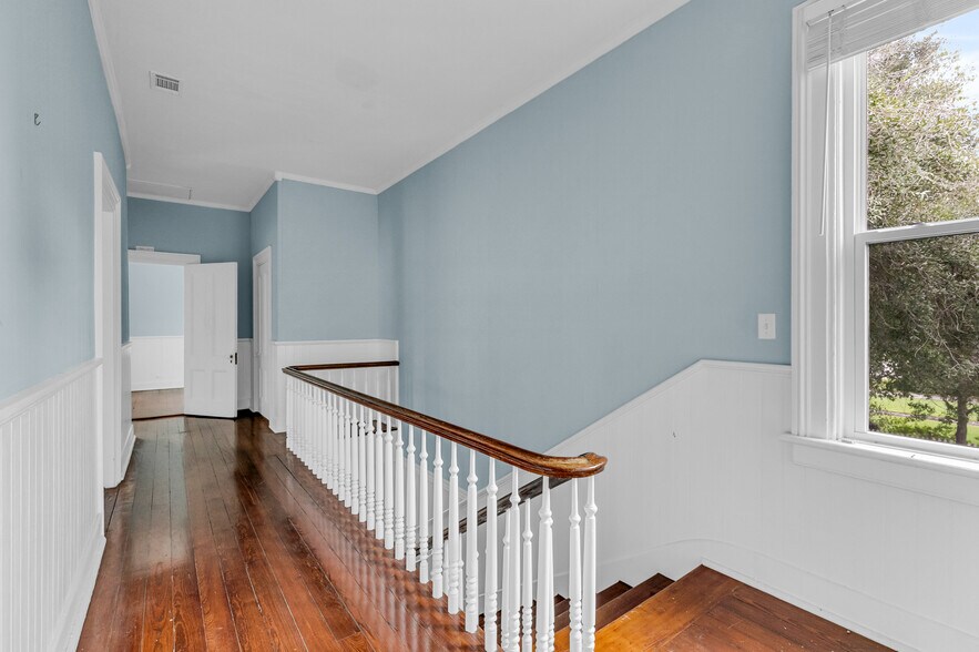 More Photos Of 104 Central Blvd, Guyton Office For Sale