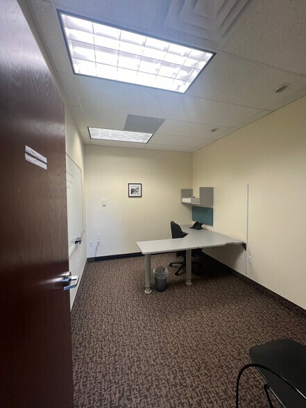 More Photos Of 555-561 E 1860 S, Provo Office For Sale