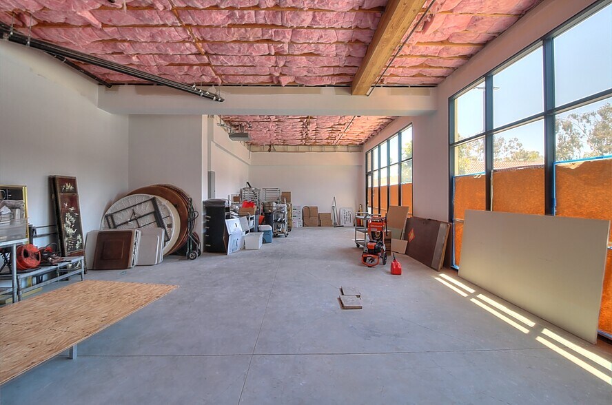 More Photos Of 1199 N Euclid St, Anaheim Storefront Retail Office For Lease