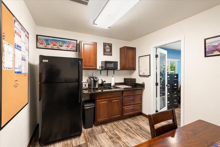 More Photos Of 8570 E Loos Dr, Prescott Valley Medical For Sale