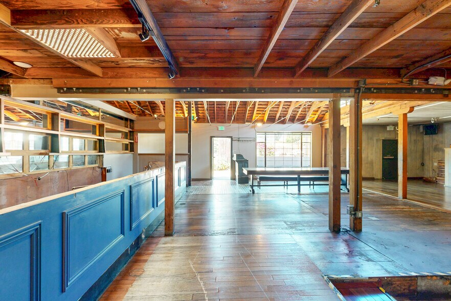 More Photos Of 5862-5872 Doyle St, Emeryville Restaurant For Sale