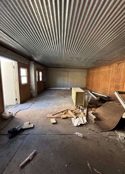 More Photos Of 701-711 W Wyoming Ave, Lockland Apartments For Sale