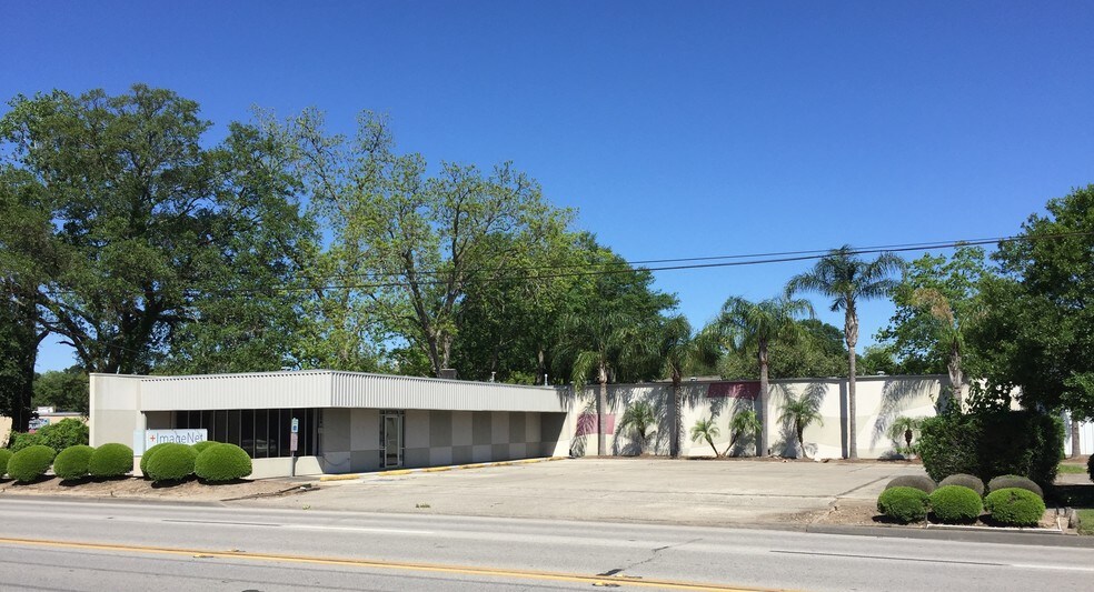 More Photos Of 322 E Main St, League City Medical For Lease