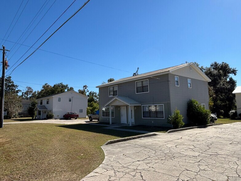 More Photos Of 5206 Danieli Dr N, Lake Park Apartments For Sale