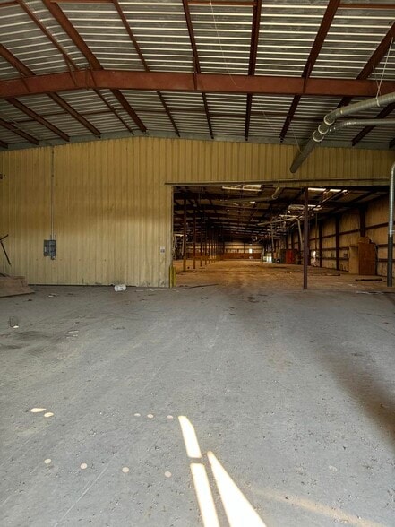 More Photos Of 201 N First, West Helena Manufacturing For Sale