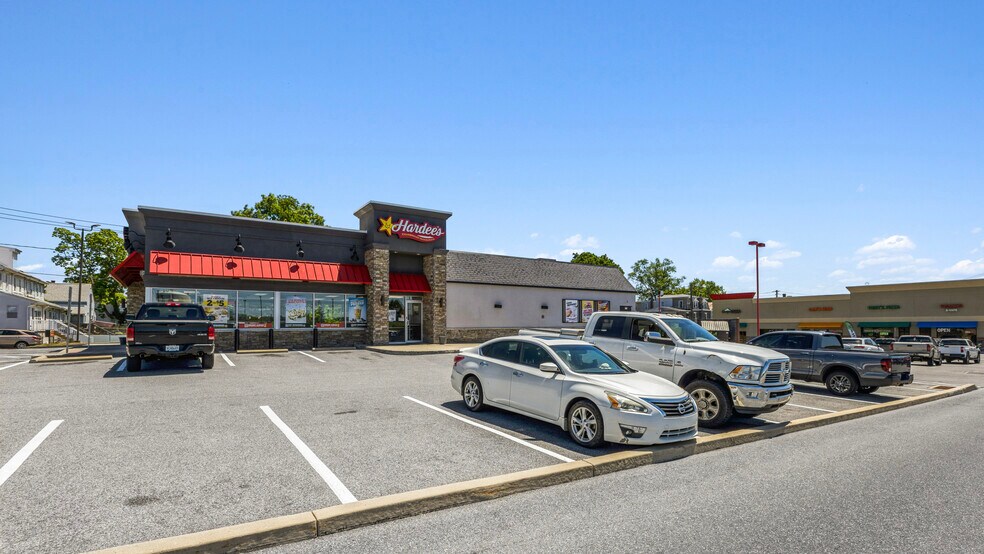 More Photos Of 230 Nissley st, Middletown General Retail For Sale