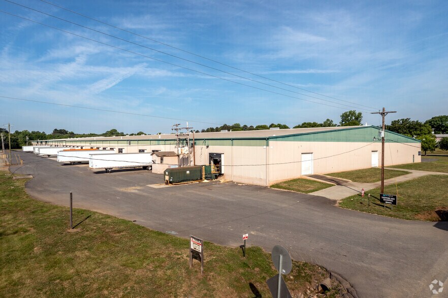 More Photos Of 1953 Langston St, Rock Hill Distribution For Lease