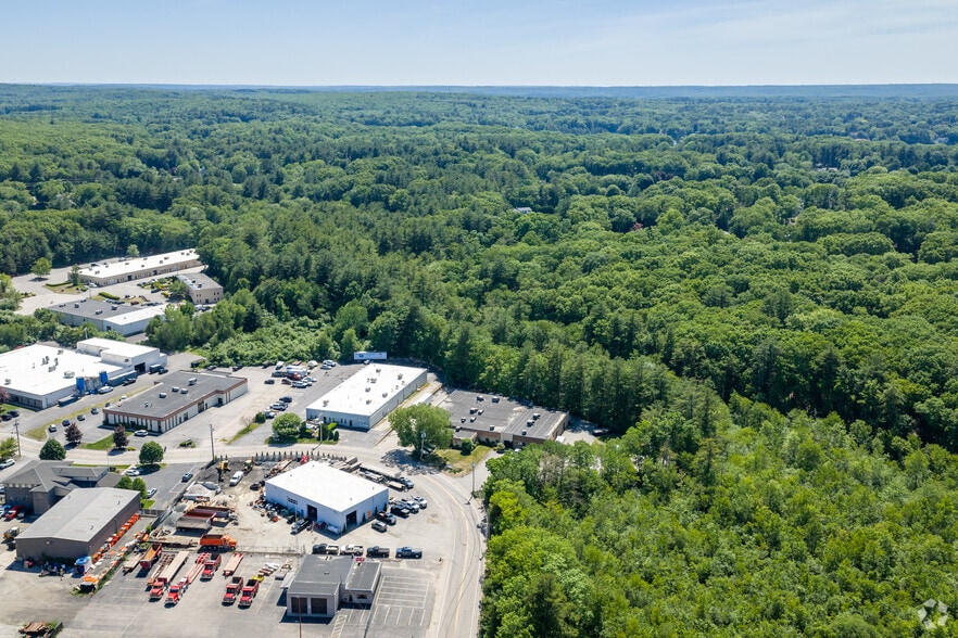 More Photos Of 15 Lark Industrial Pky, Greenville Manufacturing For Sale