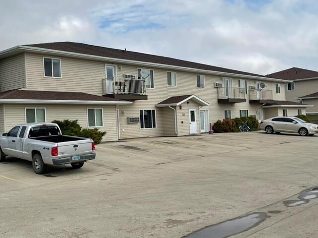 More Photos Of 500 E Division St, Kenmare Apartments For Sale