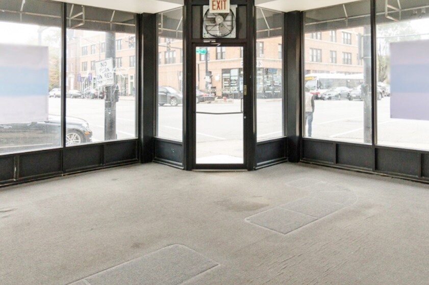 More Photos Of 1338-1346 W Irving Park Rd, Chicago Apartments For Lease